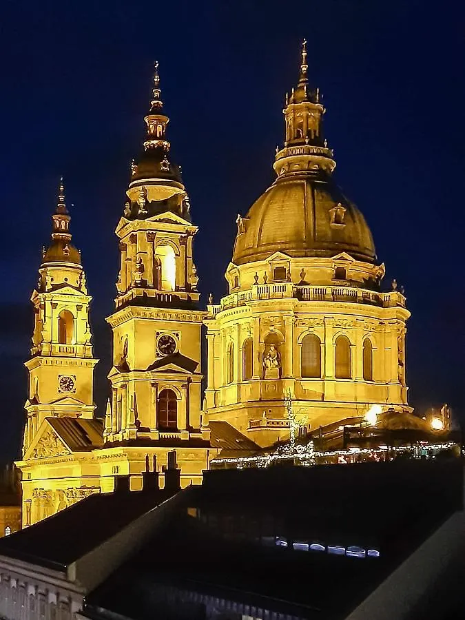 Apartment Amora Homes Breathless Basilica View Elegant Flat With Balcony Need Reservation X Free Parking Budapest Hungary