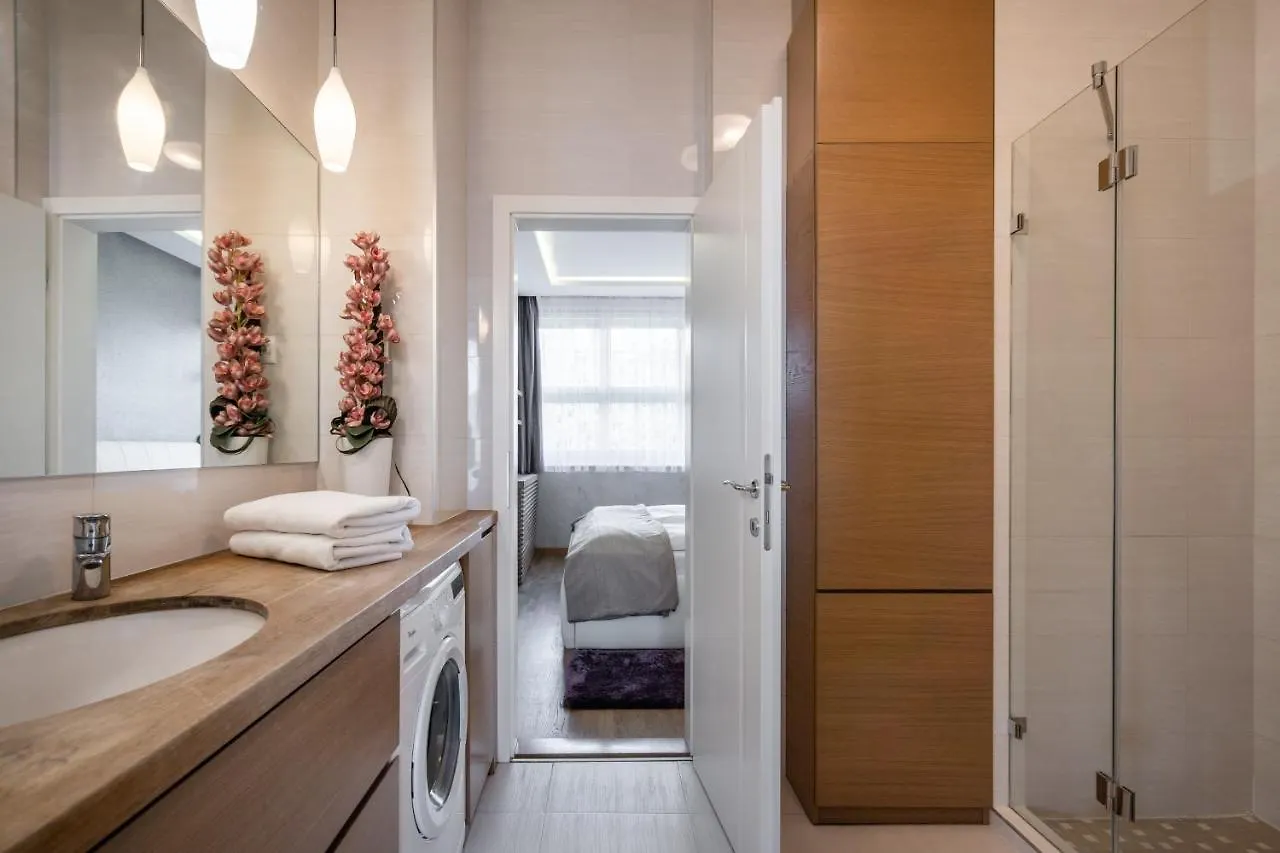 Amora Homes Breathless Basilica View Elegant Flat With Balcony Need Reservation X Free Parking Budapest Hongrie