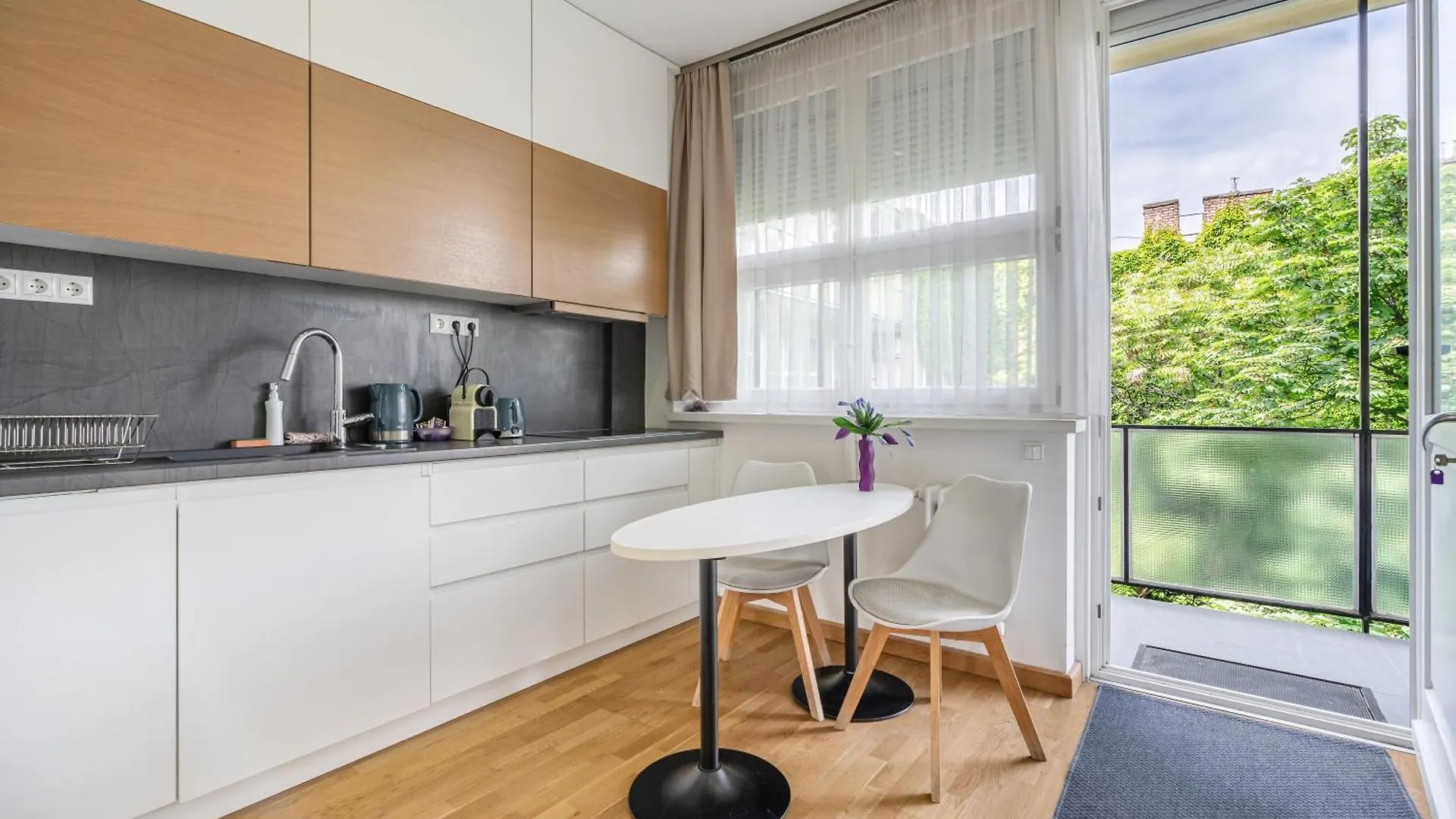 Amora Homes Breathless Basilica View Elegant Flat With Balcony Need Reservation X Free Parking Budapest 0*,
